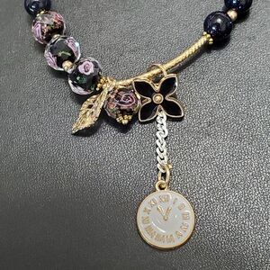 Sparkly beaded bracelet roses gold silver pink charms
